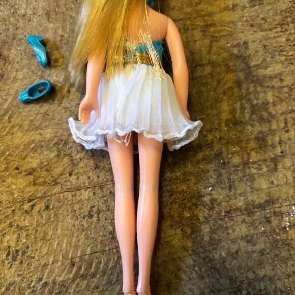 Original Topper Dawn doll with clothes - Picture 3 of 3